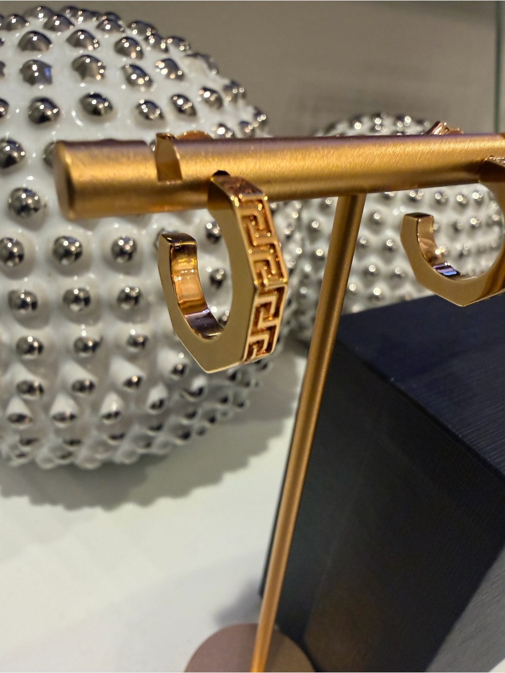 New Versace Greca Gold Hoop Earrings - Picture 4 of 9